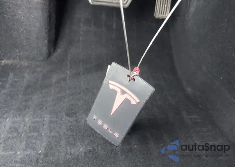 2021 Tesla Model 3 Standard Range Plus Rear-Wheel Drive from USA, damaged, VIN 5YJ3E1EAXMF838243